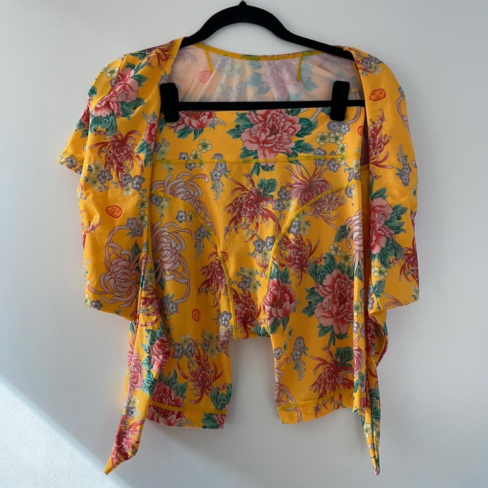 SET: Ecofriendly Biker Short & Floral Top - NEVER BEEN WORN, Reversible